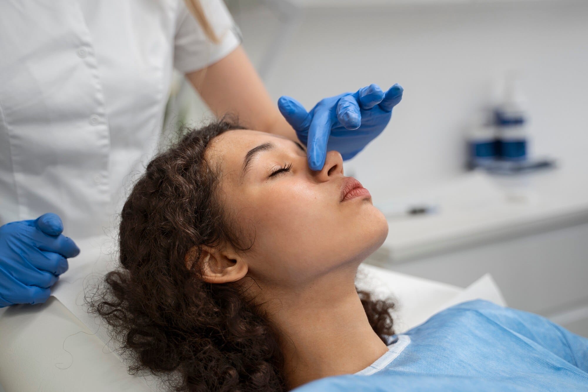 Consejos de recuperación después de una cirugía estética de nariz