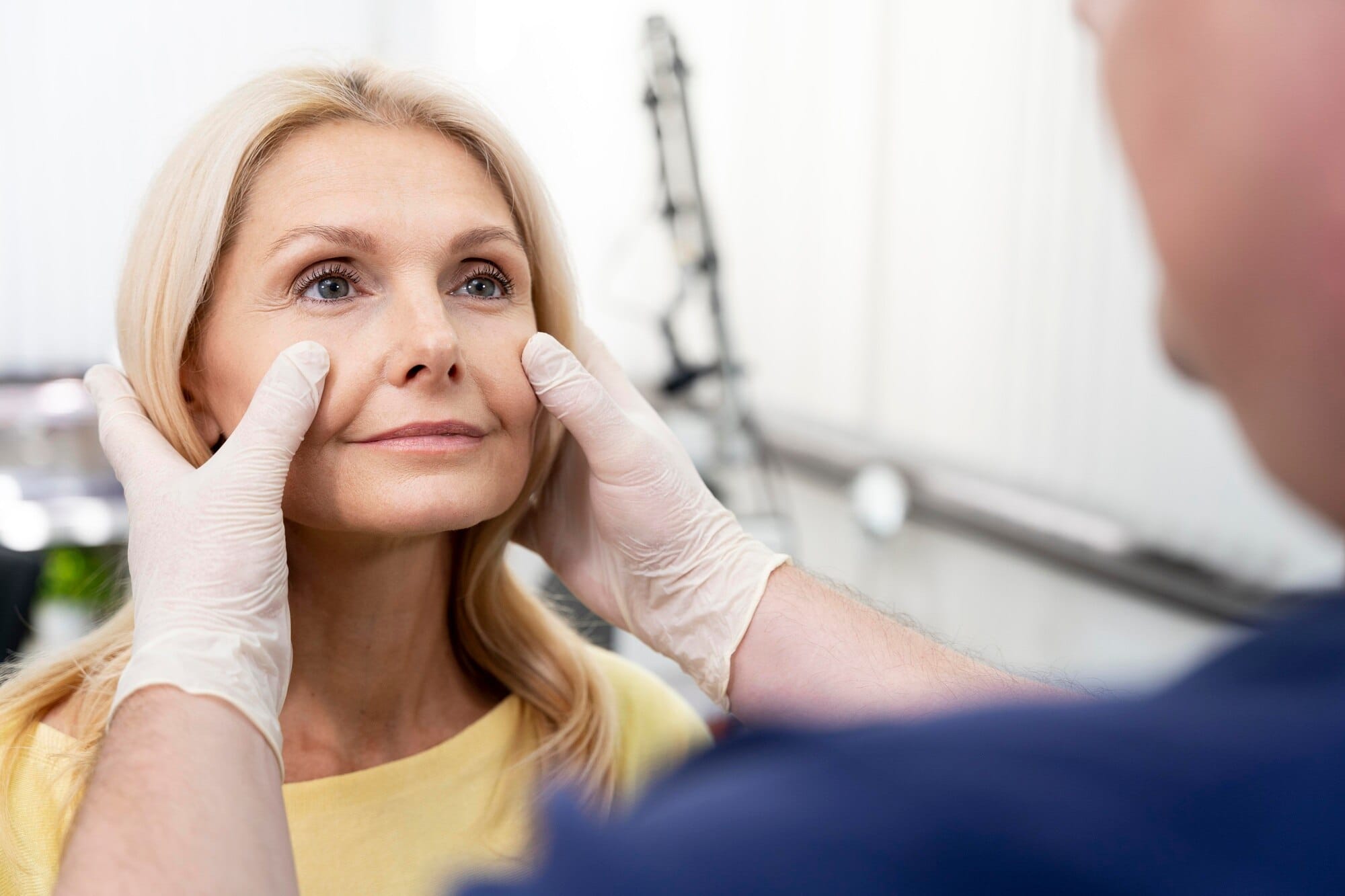 Cuánto tiempo dura la recuperación de una blefaroplastia